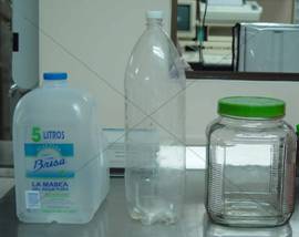 Por favor no recolecte la muestra en estos recipientes Por favor no recolecte la muestra en estos recipientes
